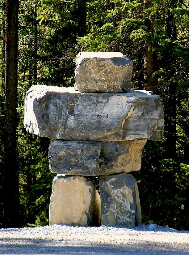 10ik_281Inukshuk.jpg