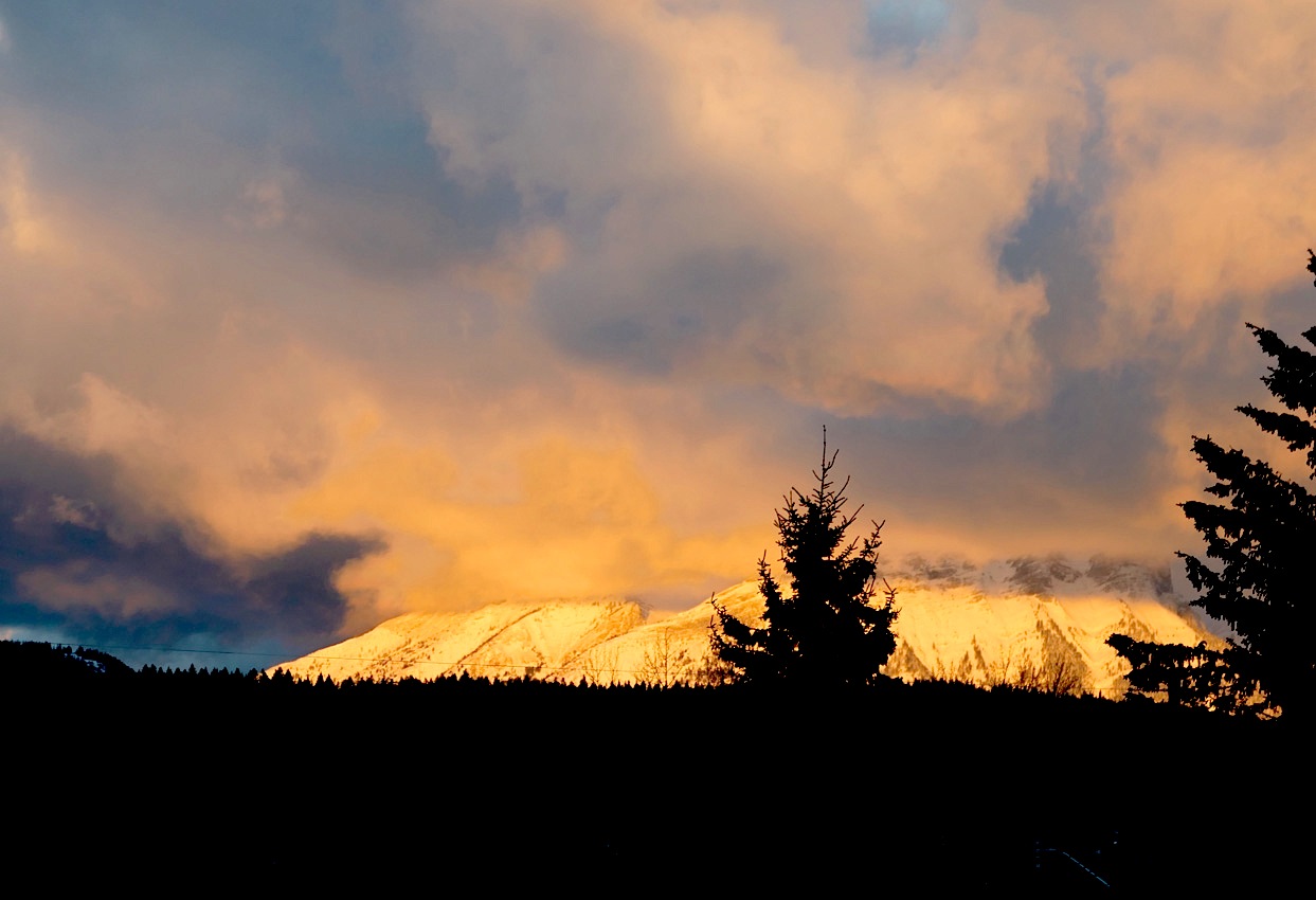 11_10_21P_055AlpenGlo.jpg