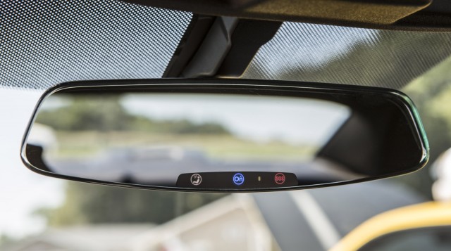 2013-chevrolet-camaros-frameless-rear-view-mirror-with-electrochromic-onstar-buttons_100399754_m.jpg