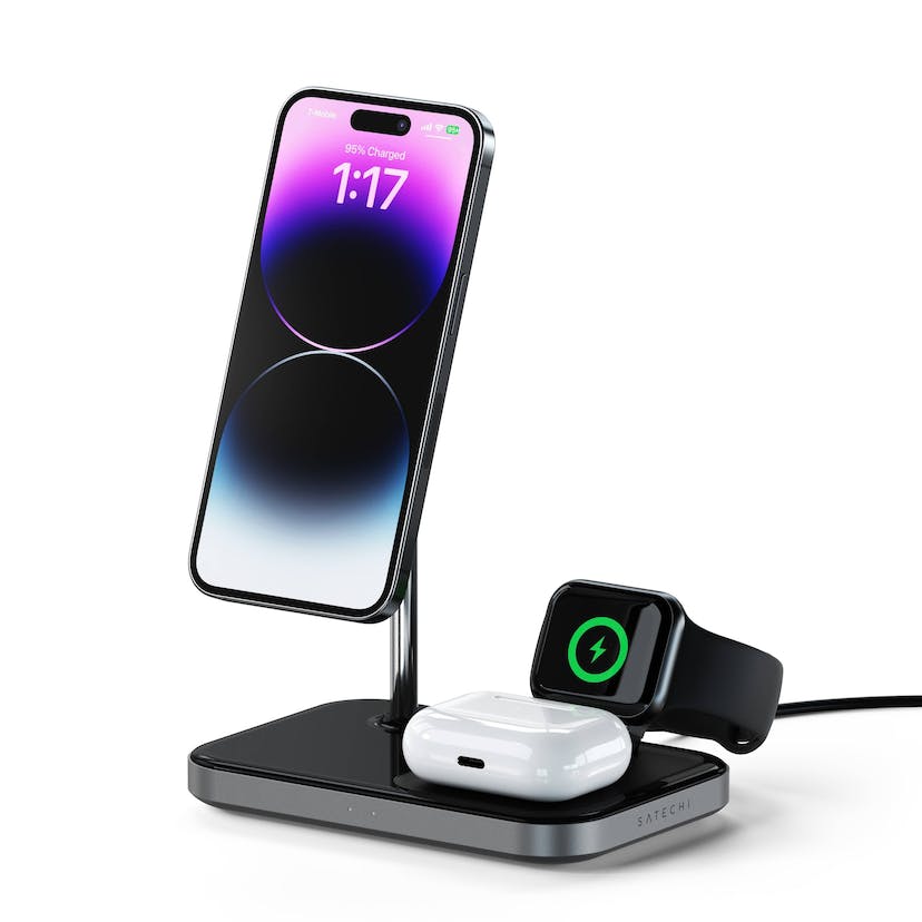 3-in-1-magnetic-wireless-charging-stand-wireless-chargers-satechi-775362.jpg