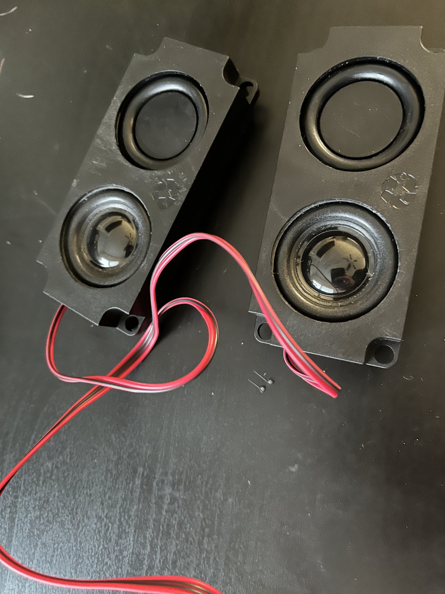 4pin speakers.jpg