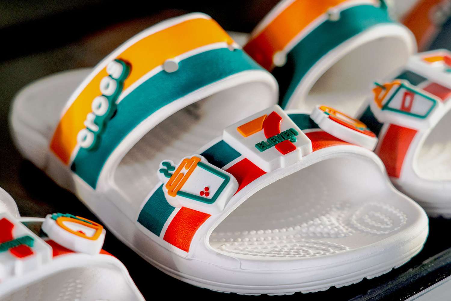 7-Eleven-Crocs-FT-2-BLOG0922-f331c11d160a472aa05f2c4504271b62.jpg