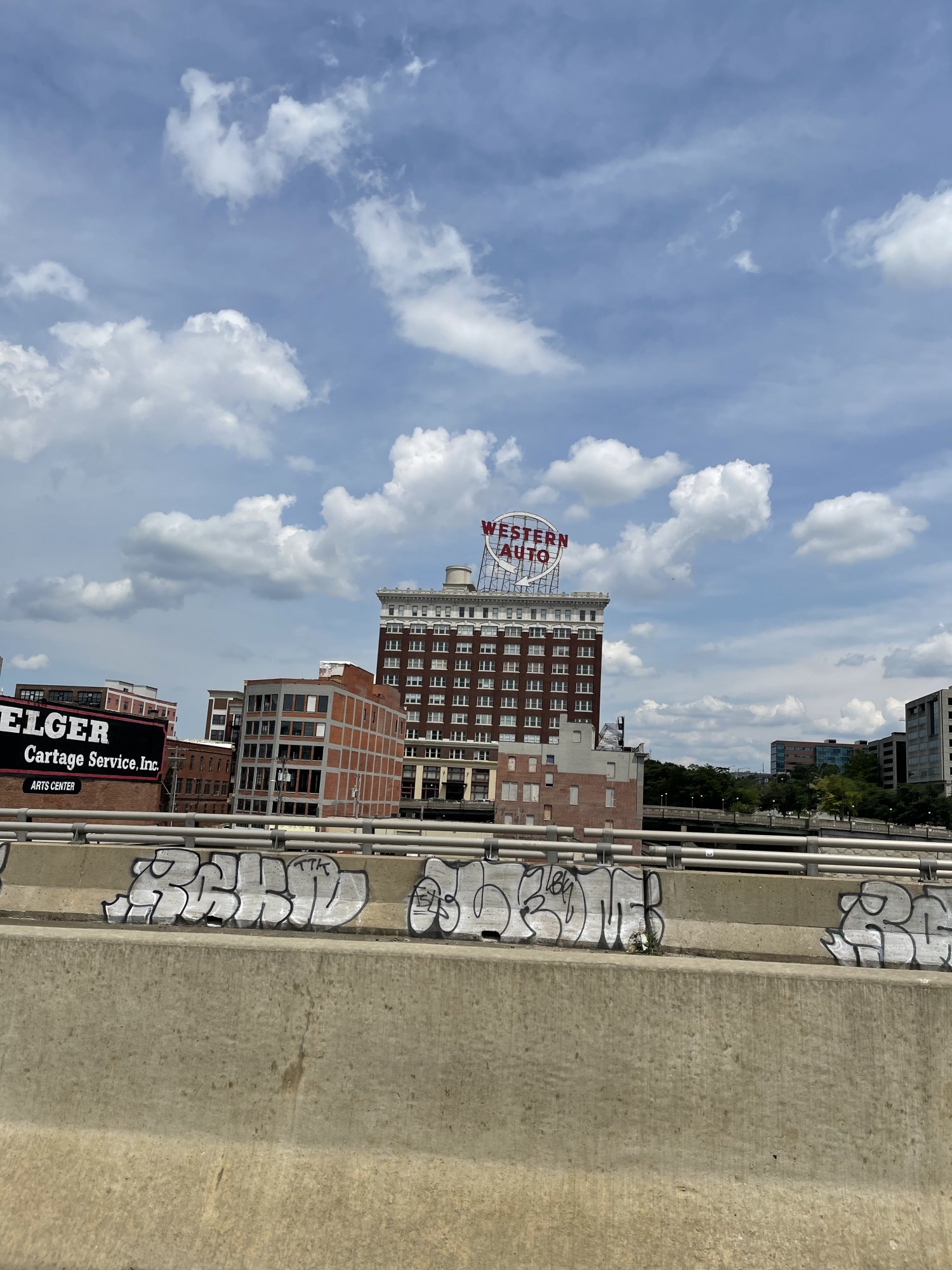 90E12E16-1C1D-42C8-8536-574458533E21.jpeg
