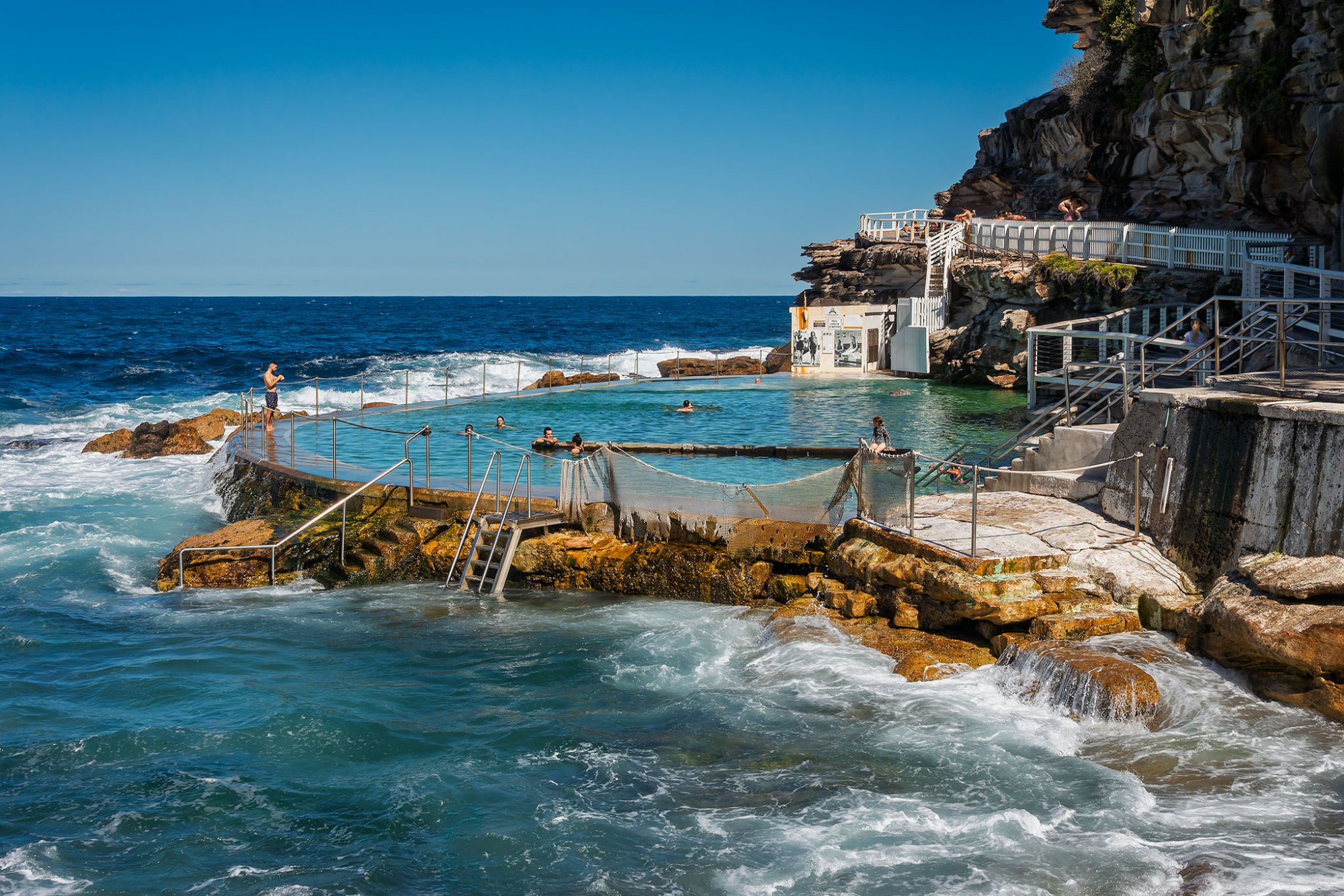 _DSC1777_Bronte_Beach_Pool.jpg
