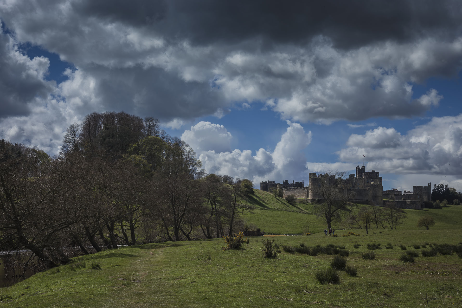 Alnwick Castle-1.jpg