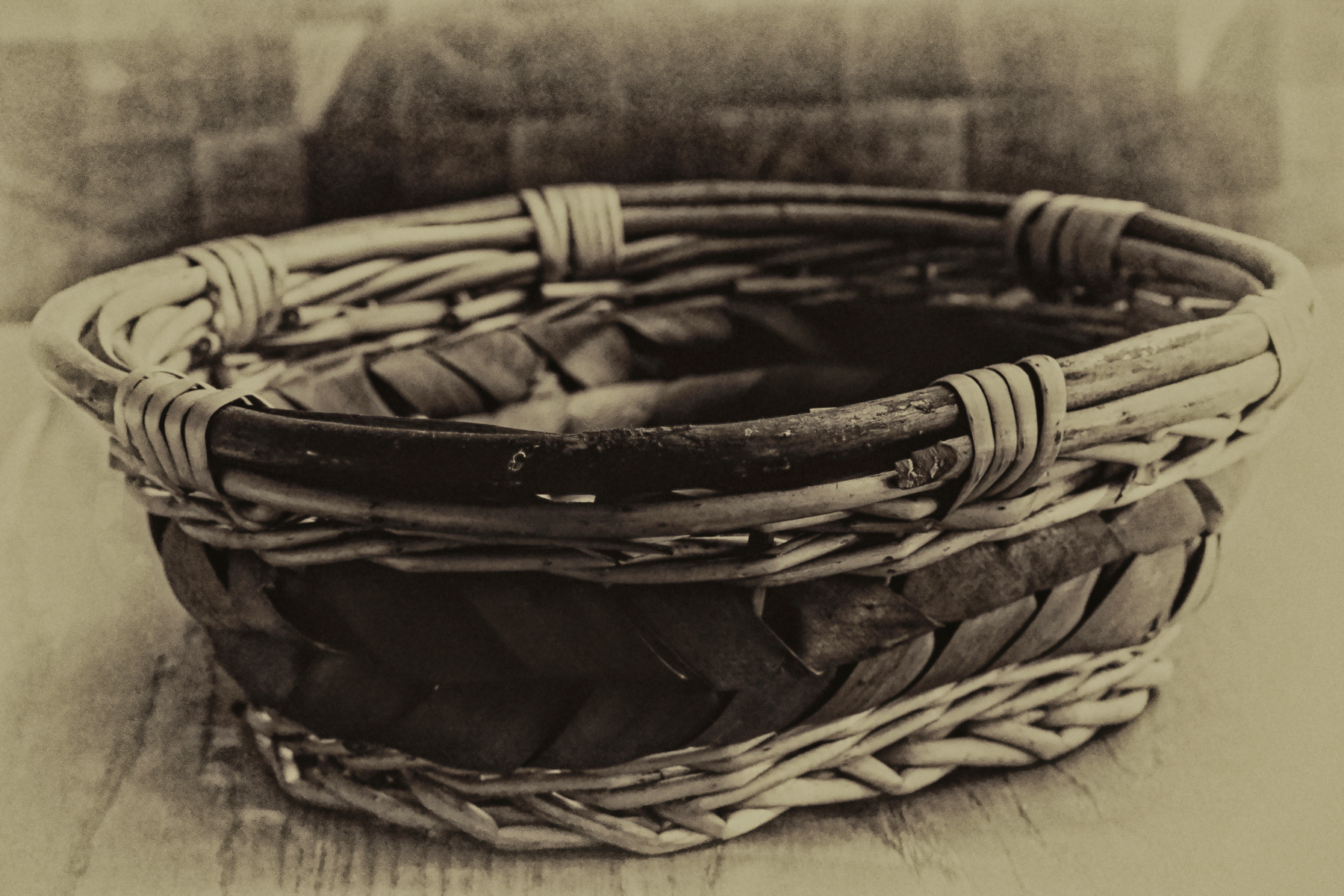 Antique Styling on Basket.jpeg