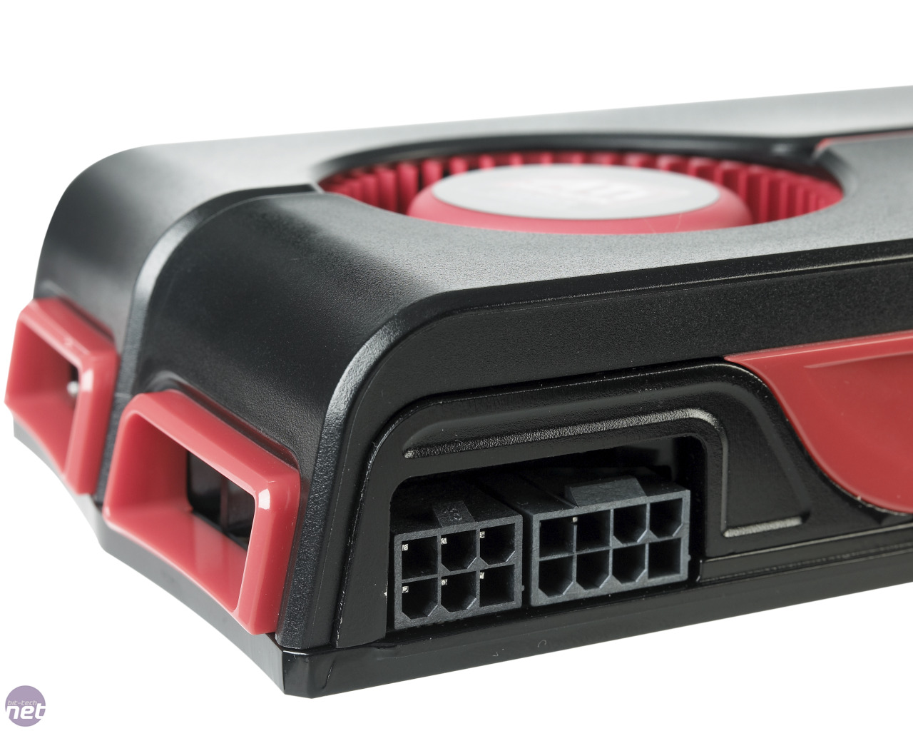 ati-radeon-hd-5870-eyefinity-6.jpg