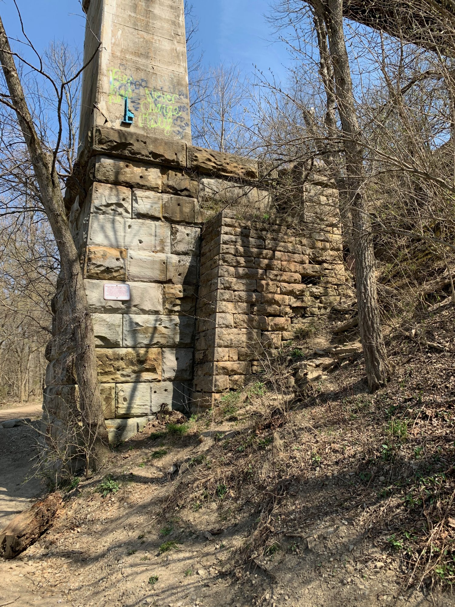 Battelle Darby Creek - Railroad bridge lower tressle.jpeg