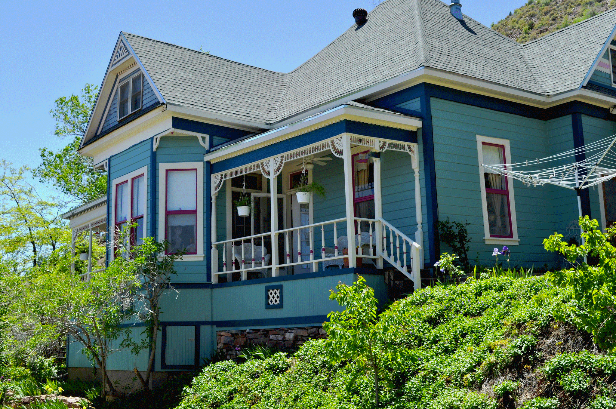 Blue Victorian, Jerome AZ.png