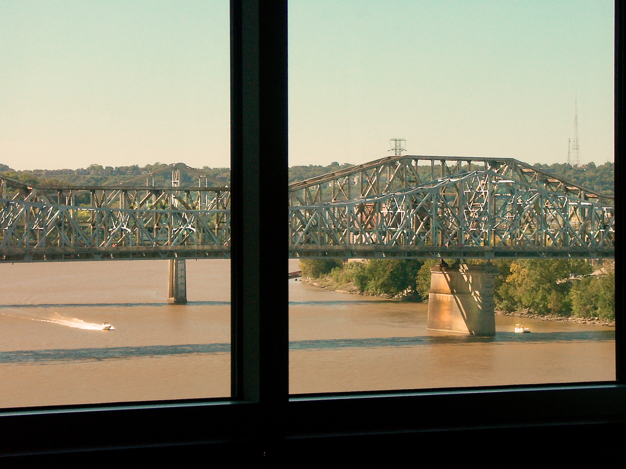 bridgewindow - 1.jpeg