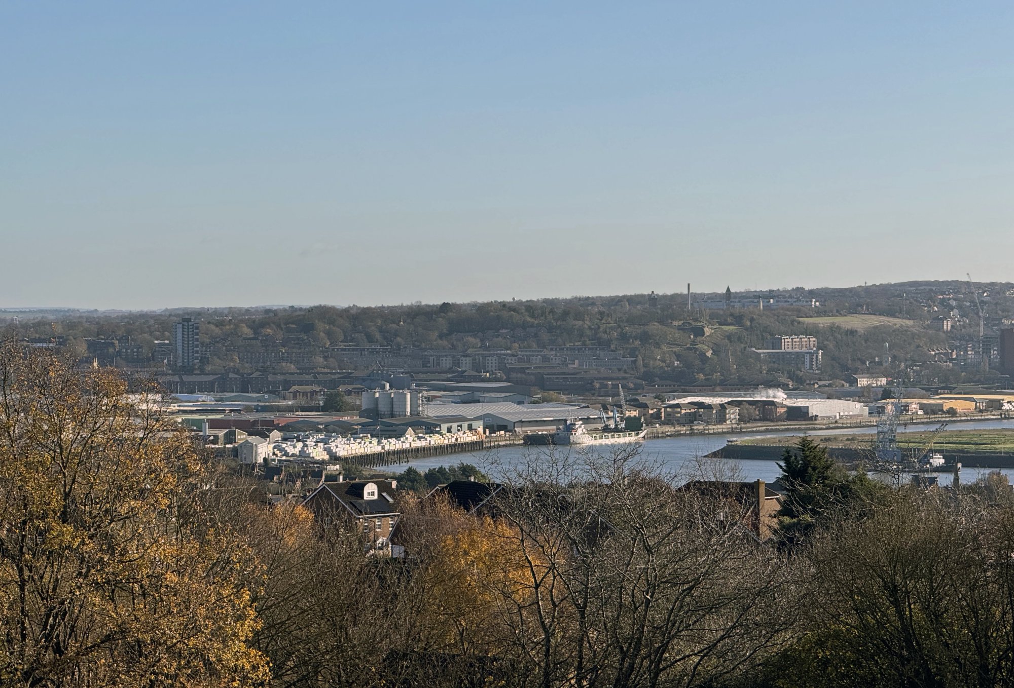 Broomhill Park vista.jpg