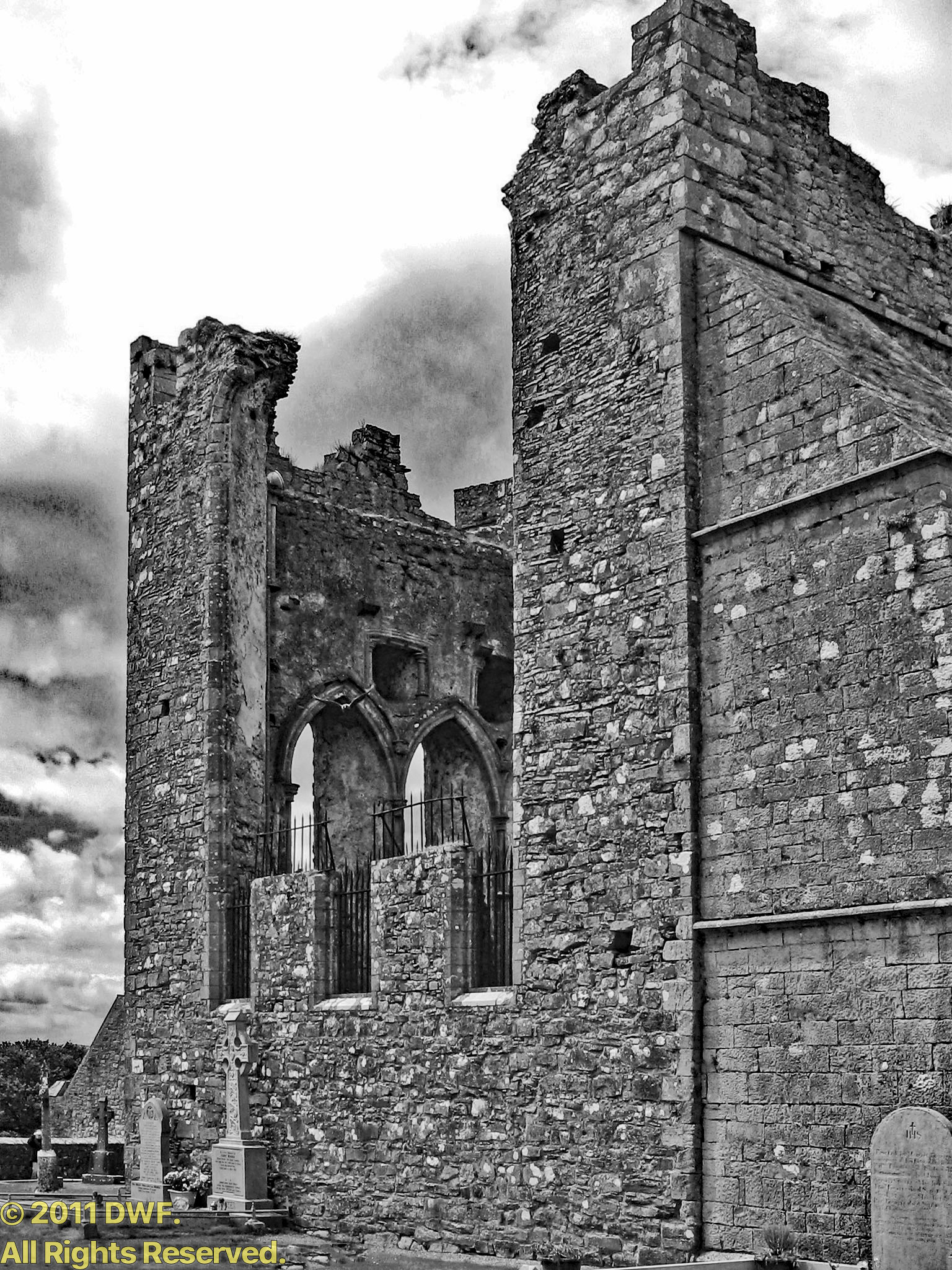 Cashel-01-BW.jpg