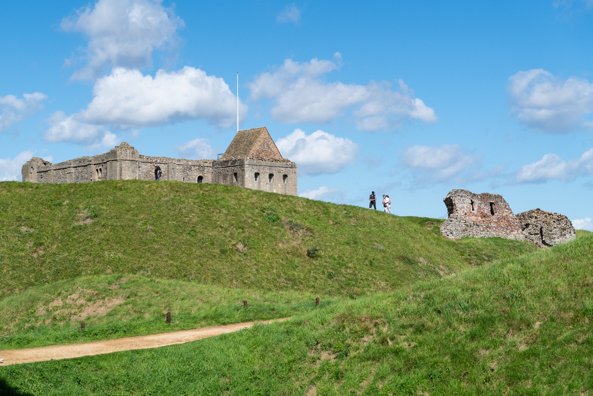 Castle Rising 2500px-2.jpg