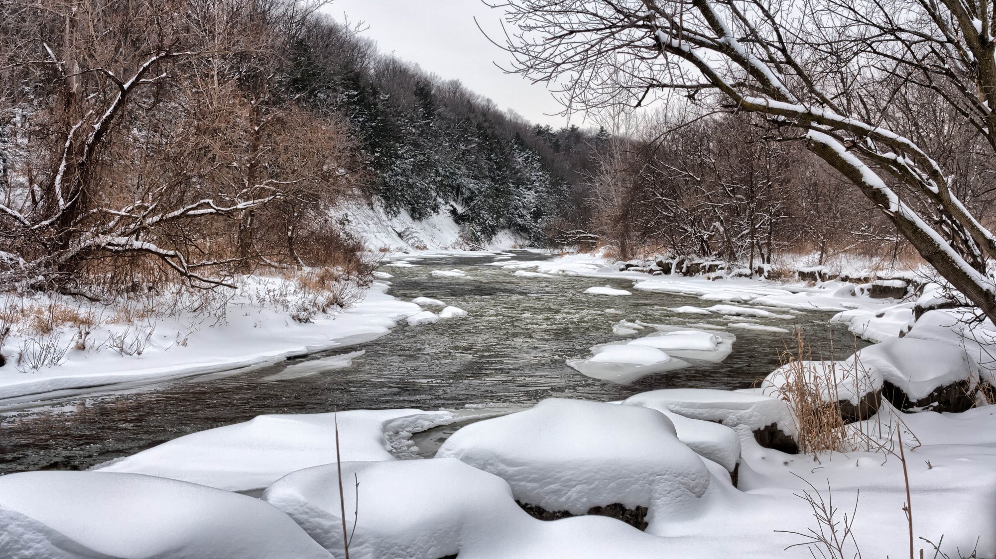 cold-river-snow-149547.jpg