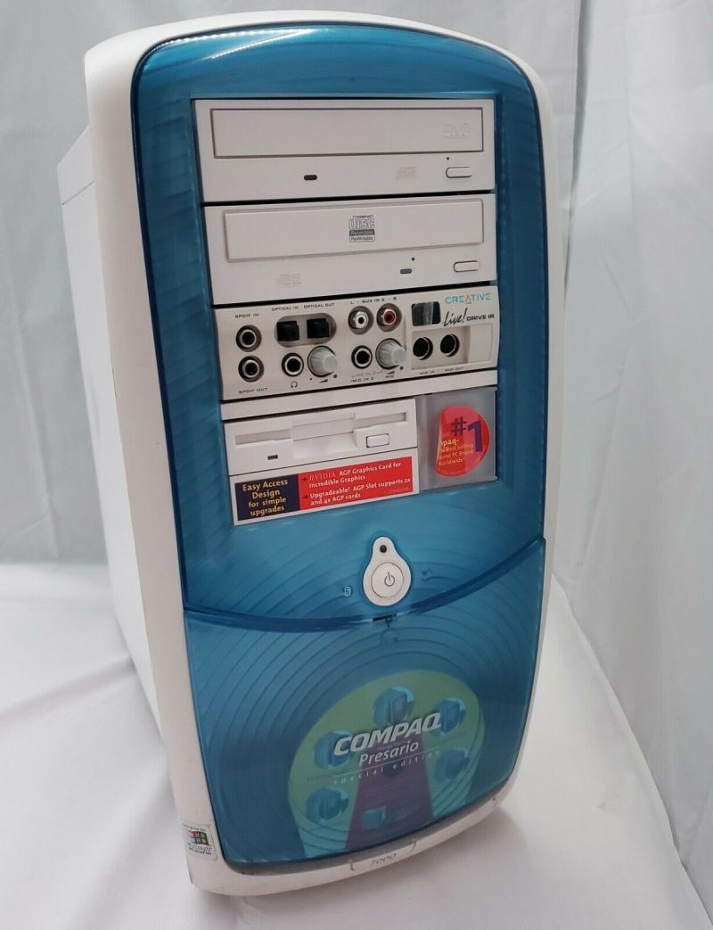 Compaq Presario 7000 1.jpg