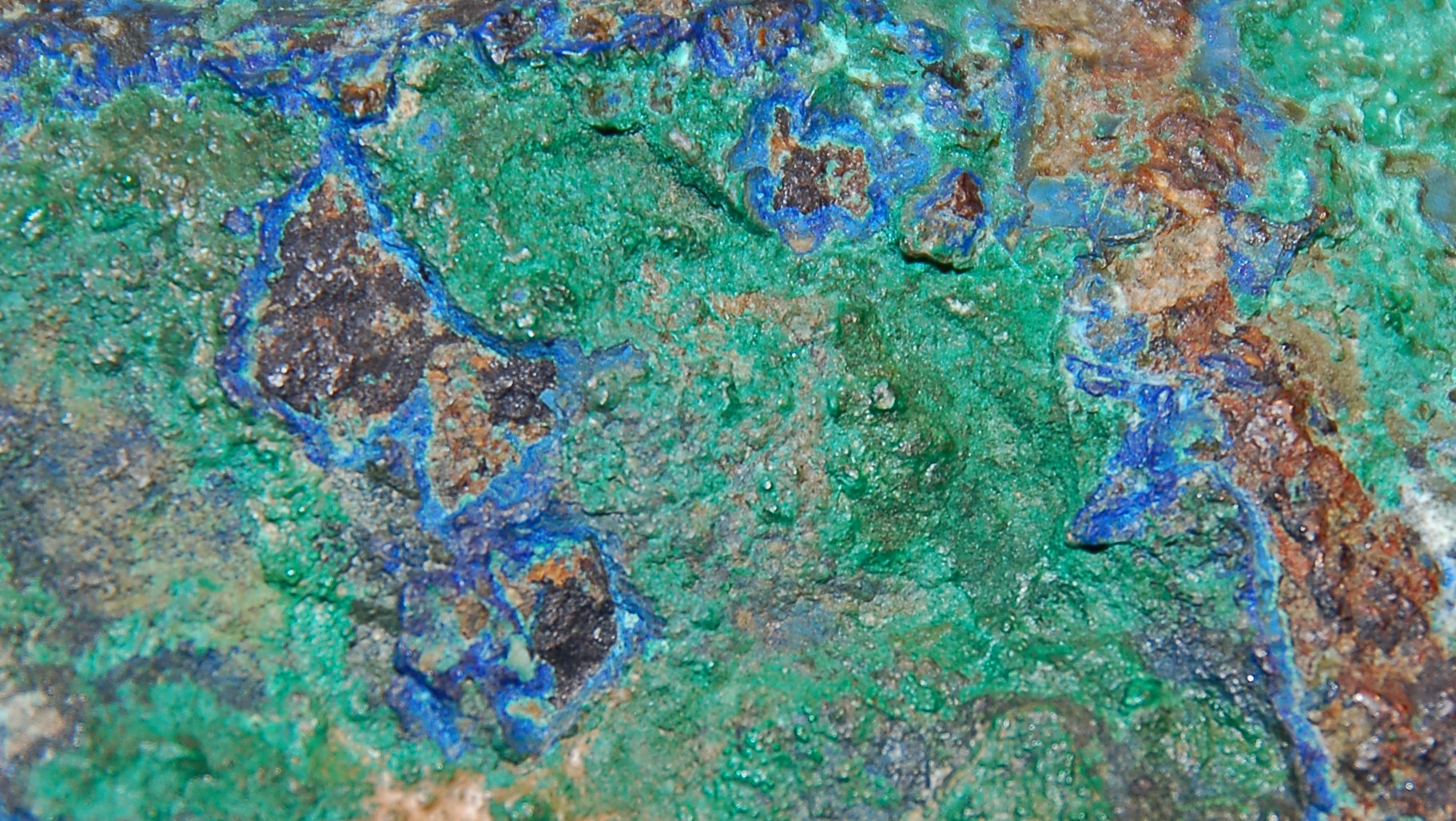 Copper ore-1 resize.jpg