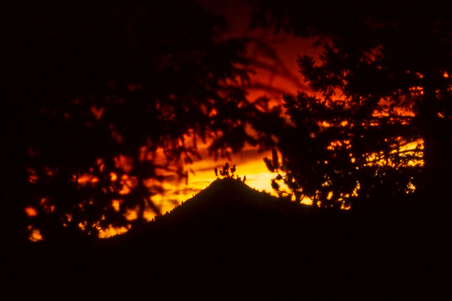 CrystalPeakSunset_c1976.jpg