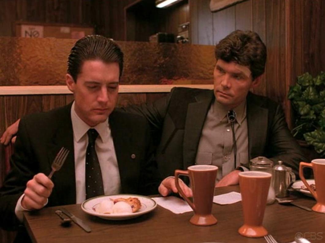 dale-cooper-eating-cherry-pie.jpg