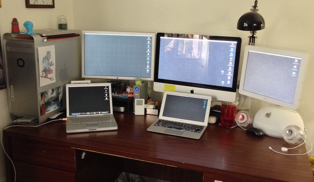 desk.jpg
