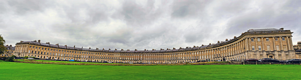 Europe_Z9_2024_ 066 The Royal Crescent 1000p.jpg