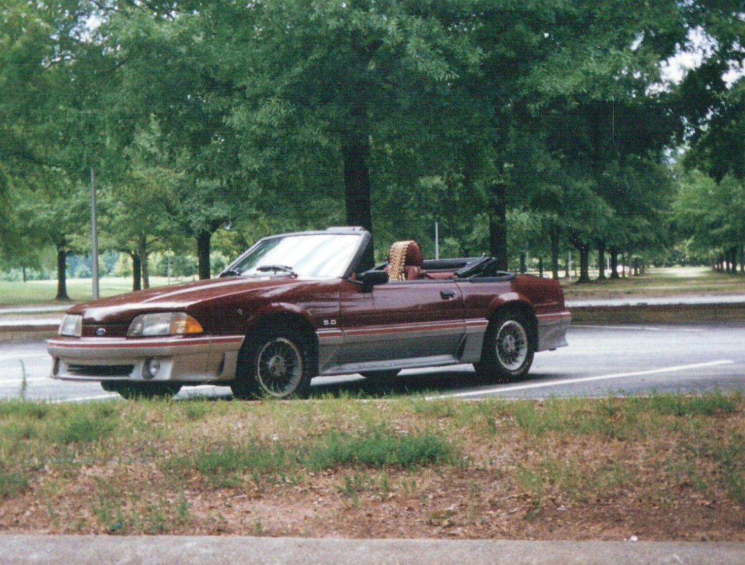 Ford Mustang GT Convertible 1988.jpg