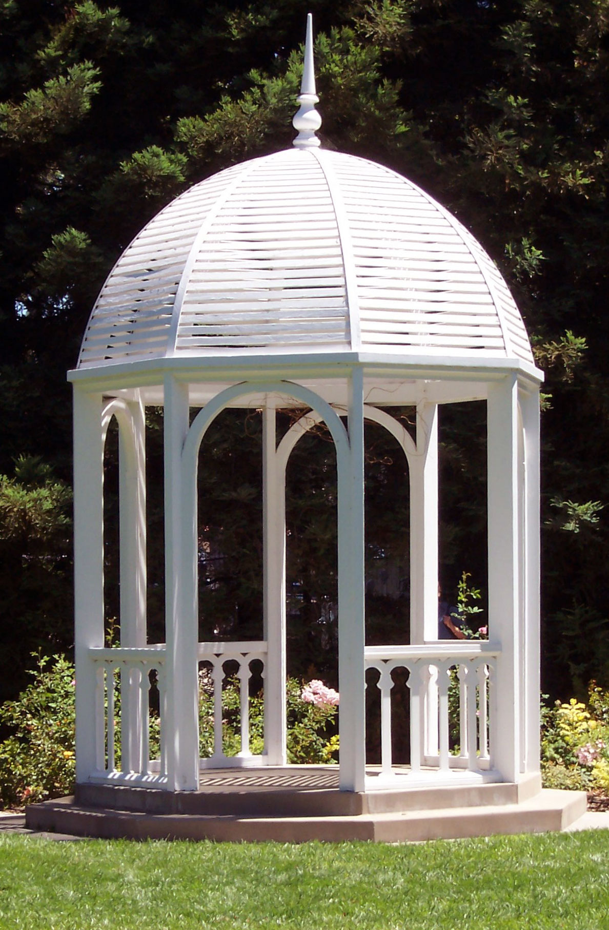 gazebo.jpg