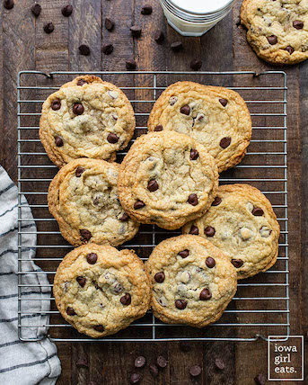 Gluten-Free-Chocolate-Chip-Cookies-iowagirleats-01.jpg