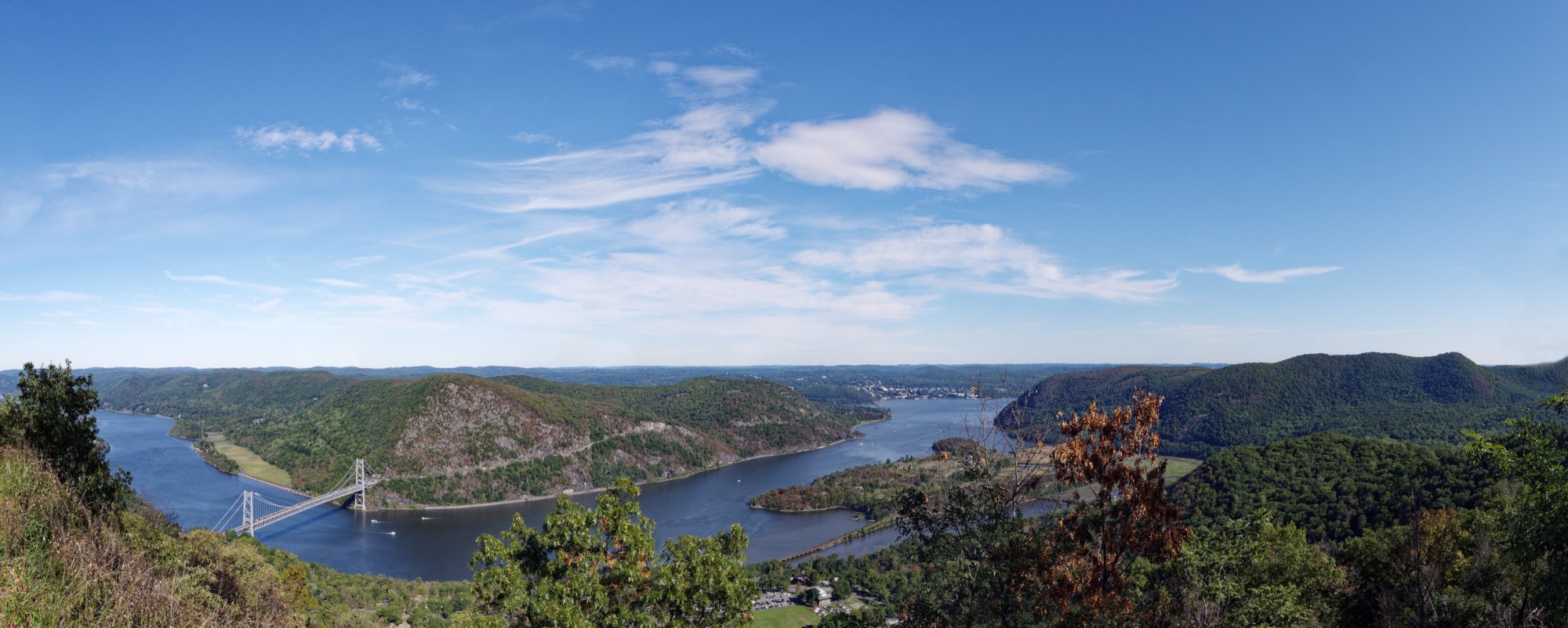 hudsonpanoatbridge.jpg