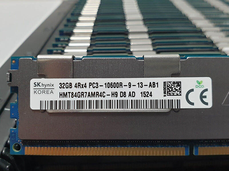 Hynix 32GB.jpg