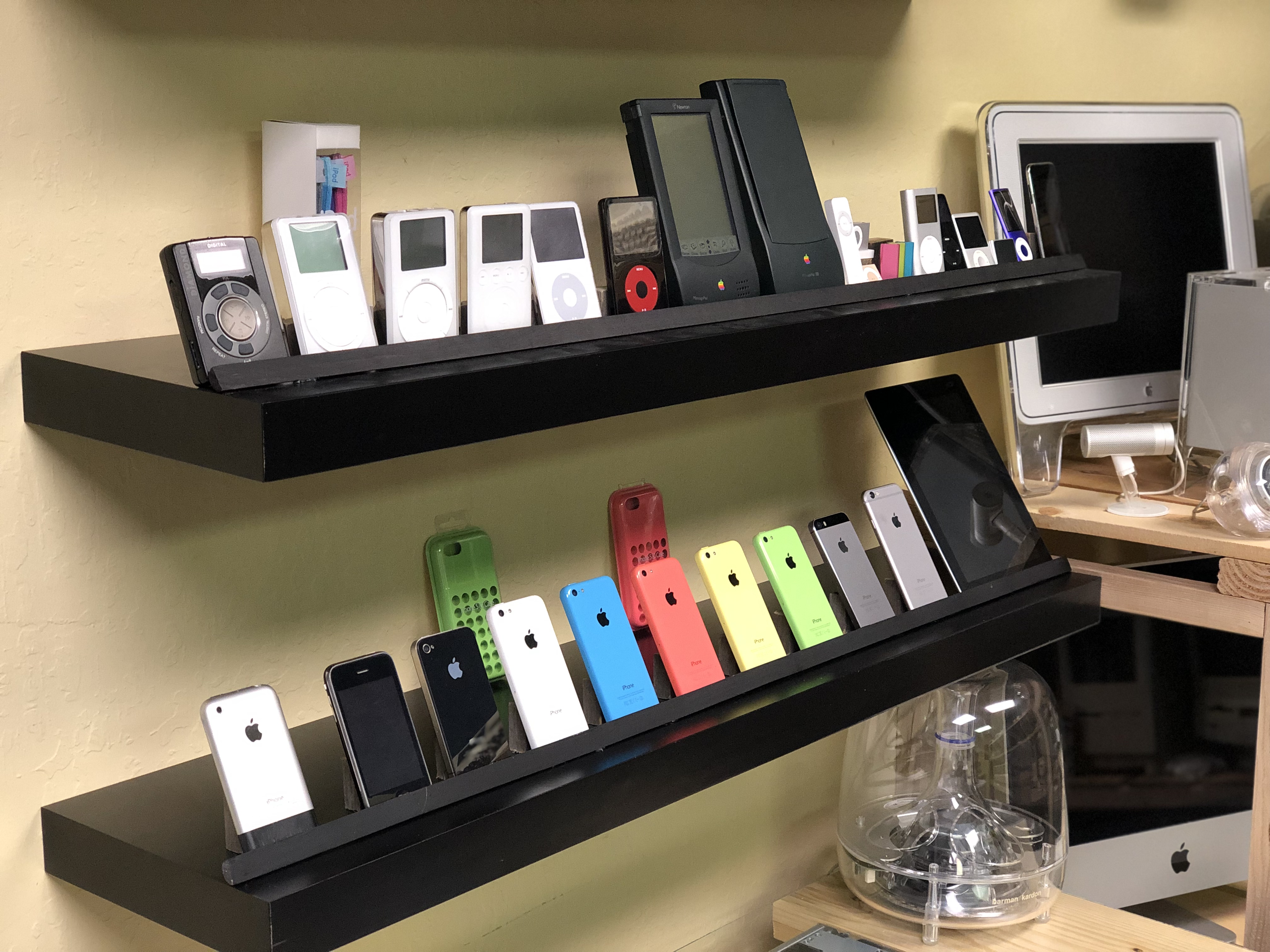 iDevice shelves.jpg