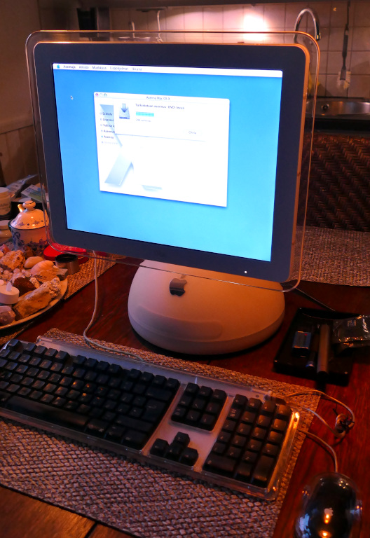 iMac G4 15.JPG