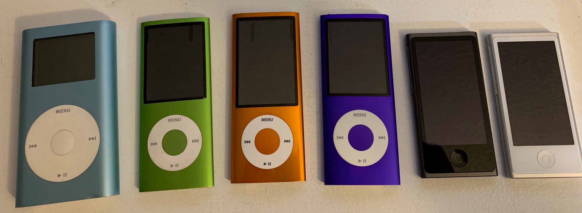 iPod Mini and Nanos.jpg