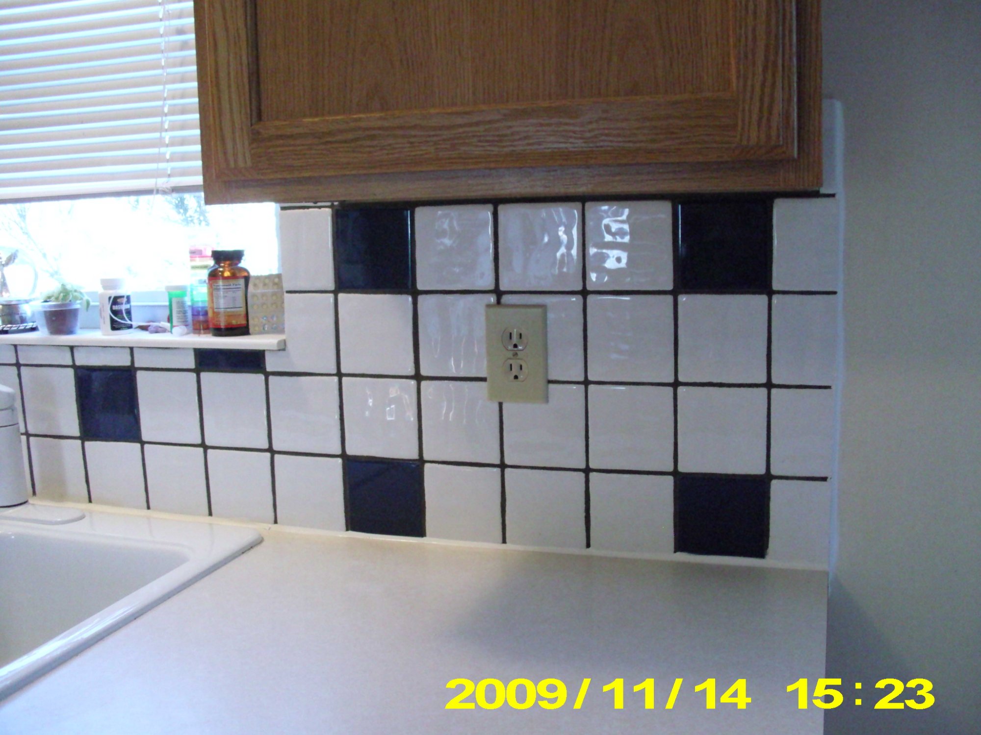 Kitchen tiles 1.jpg