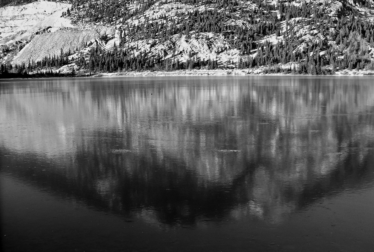 LakeIceB&W.jpg