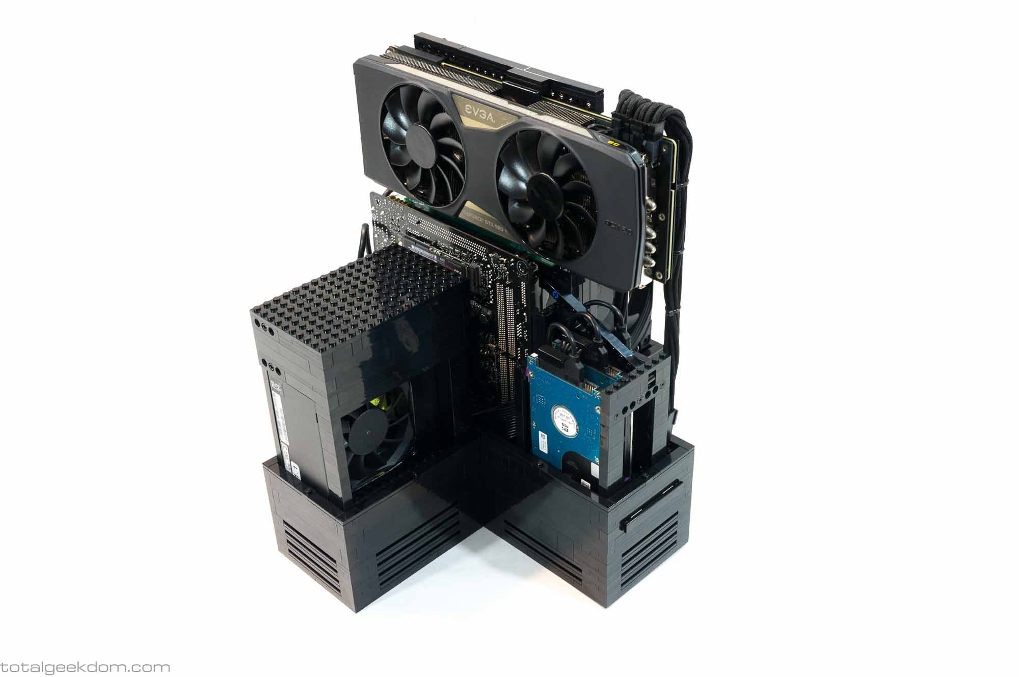 Lego-Gaming-Computer-Standard-Graphics-Card.jpg