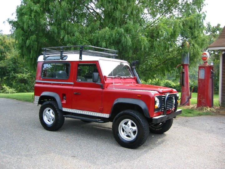 lhd-land-rover-defender-90-hard-toptruck-topsoft-top_fb6cb.jpg