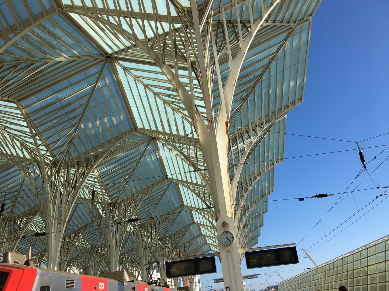 Lisbon train station.jpg