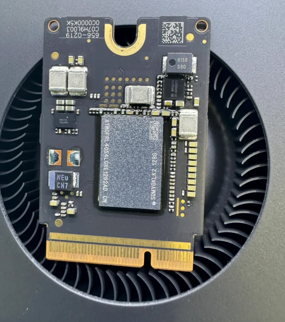 m4-mac-mini-teardown-1.jpg