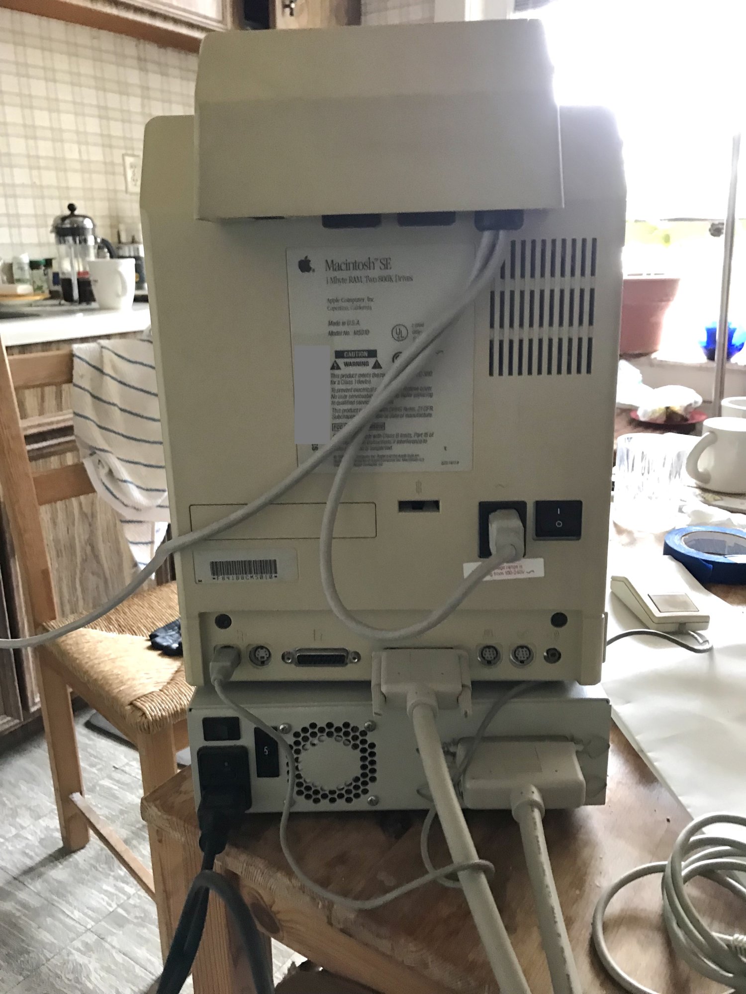 Mac SE.jpg
