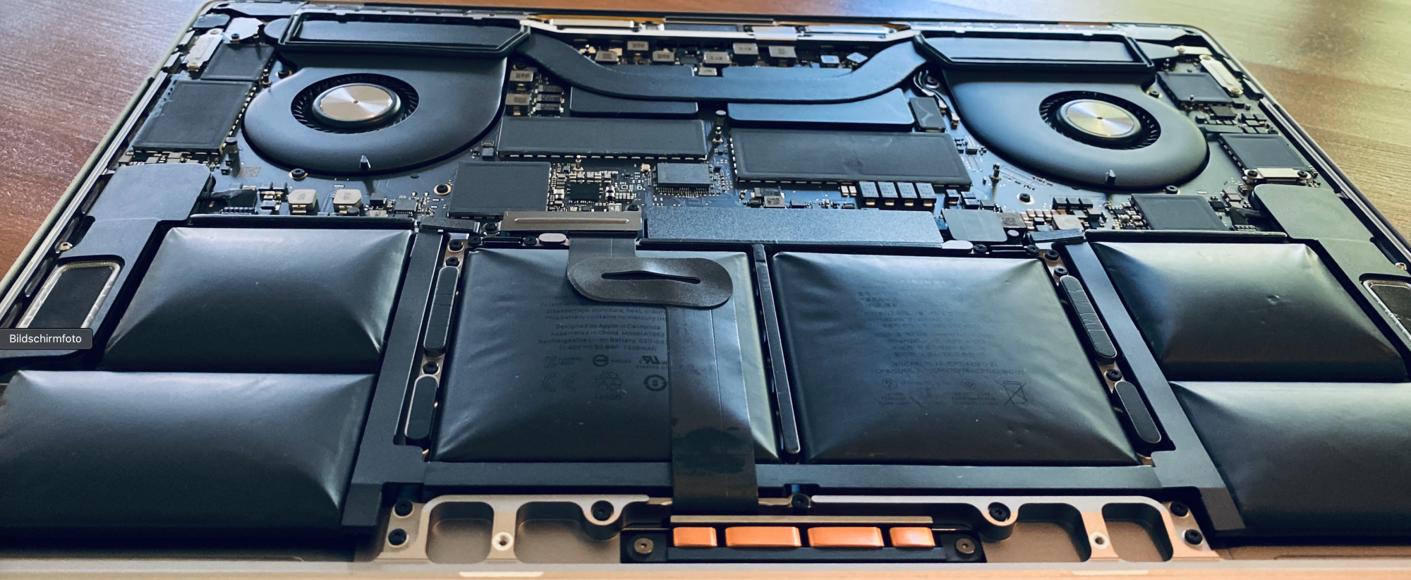 macbook pro 15 2018 i9.png
