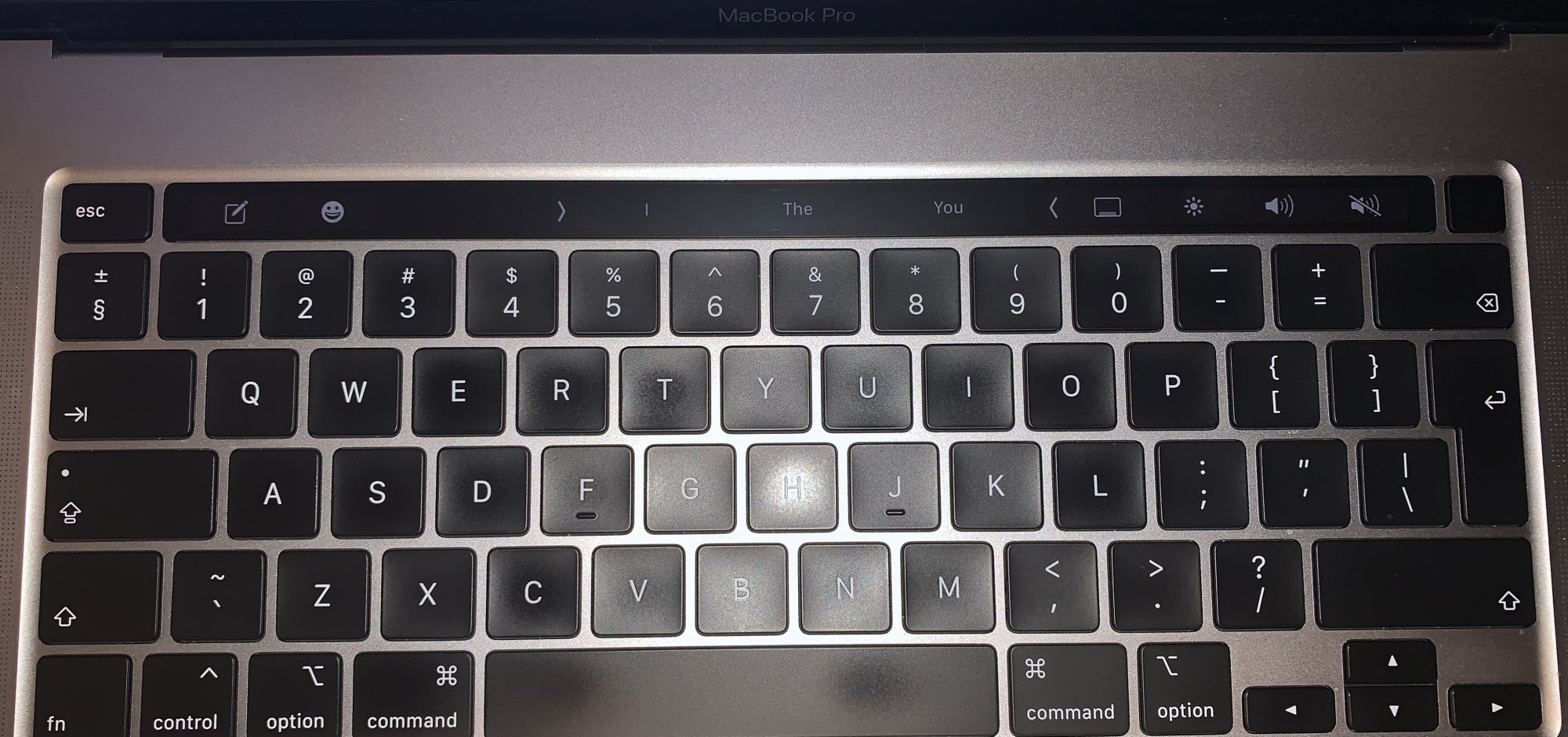 MBP16 keyboard.jpeg