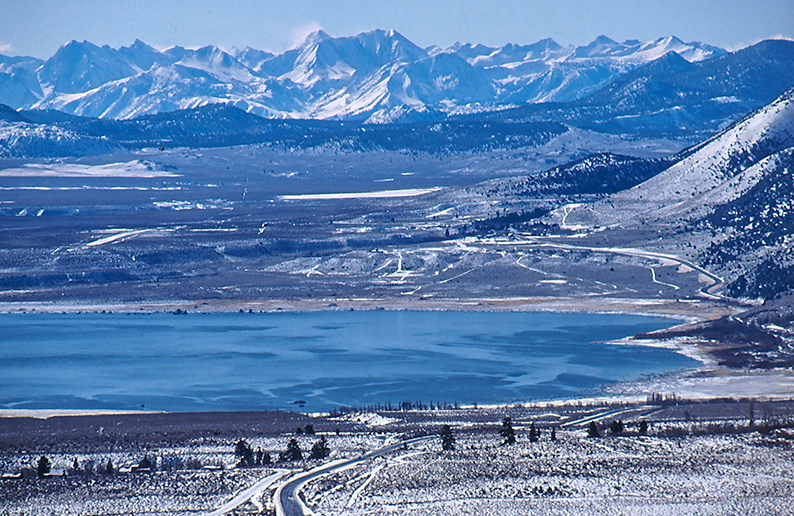 Mono Lake 1991.jpg