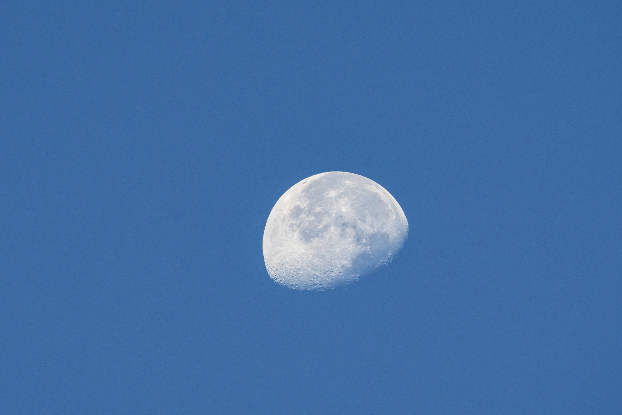 Moon 2500px.jpg