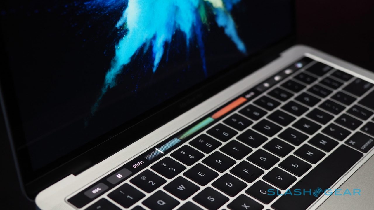 new-macbook-pro-hands-on-2-1280x720.jpg