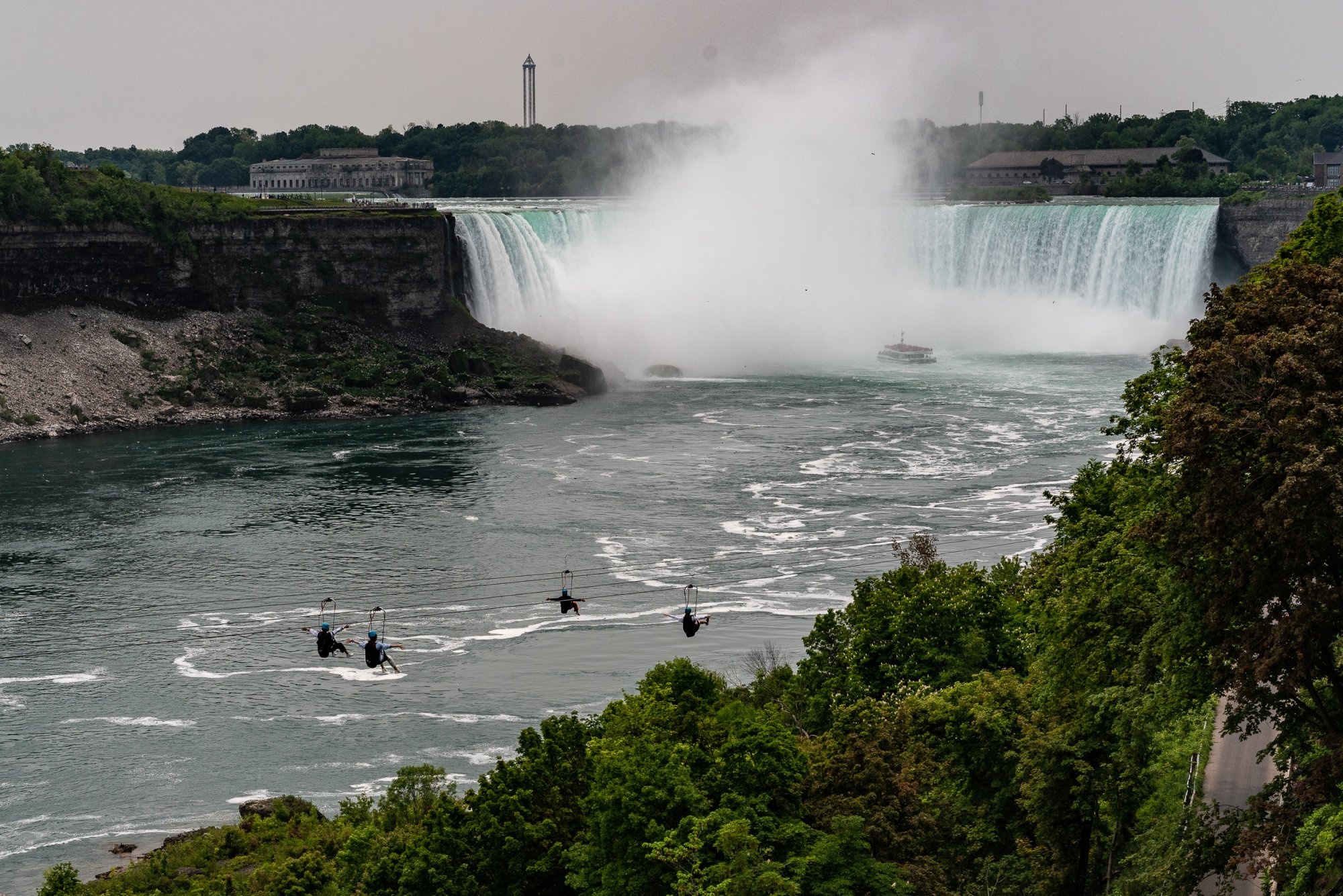 Niagra 2500px-101.jpg