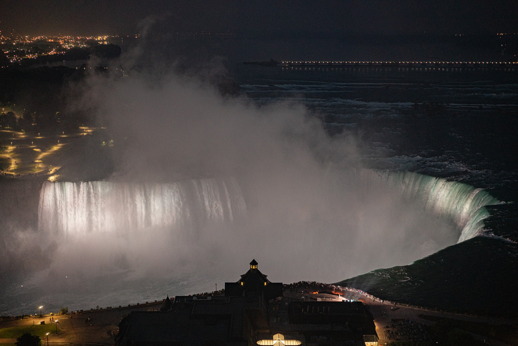 Niagra 2500px-45.jpg