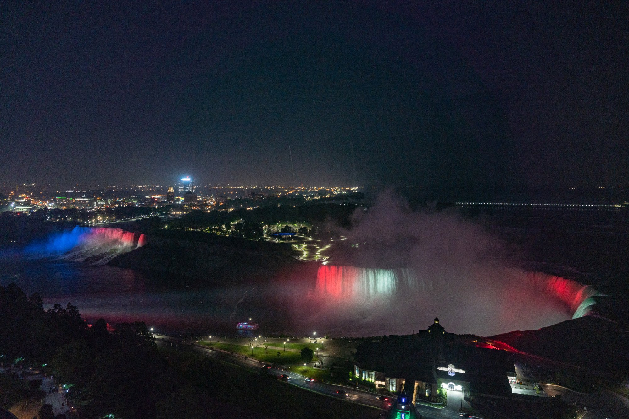 Niagra 2500px-49.jpg