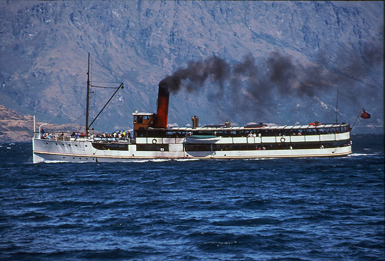 NZ Lake 1992.jpg