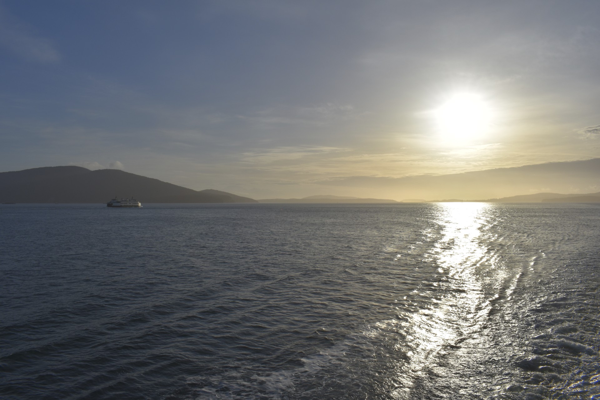 orcas_island_sunrise_ferry.jpg