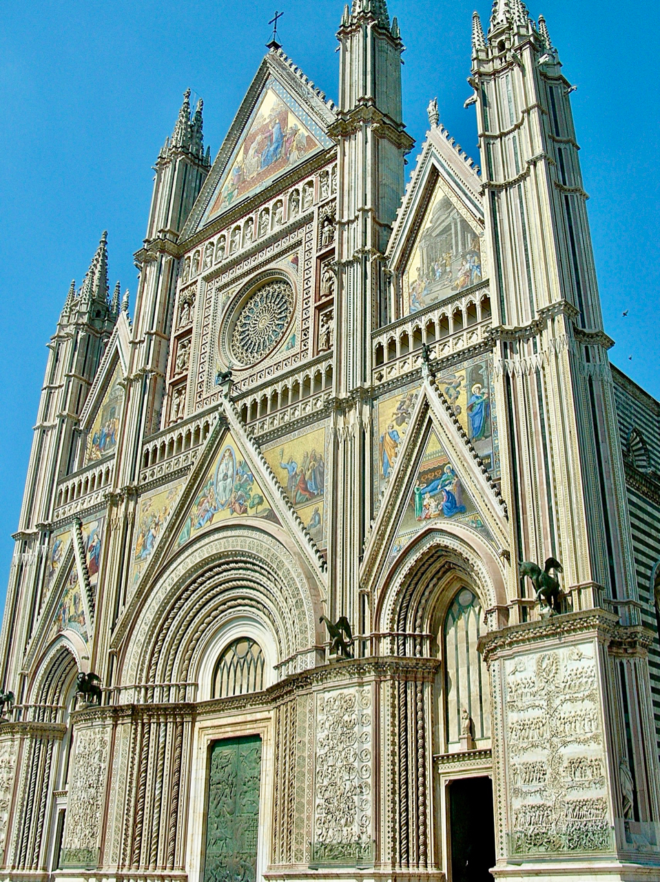 Orvieto Cathedral, Umbria.jpg